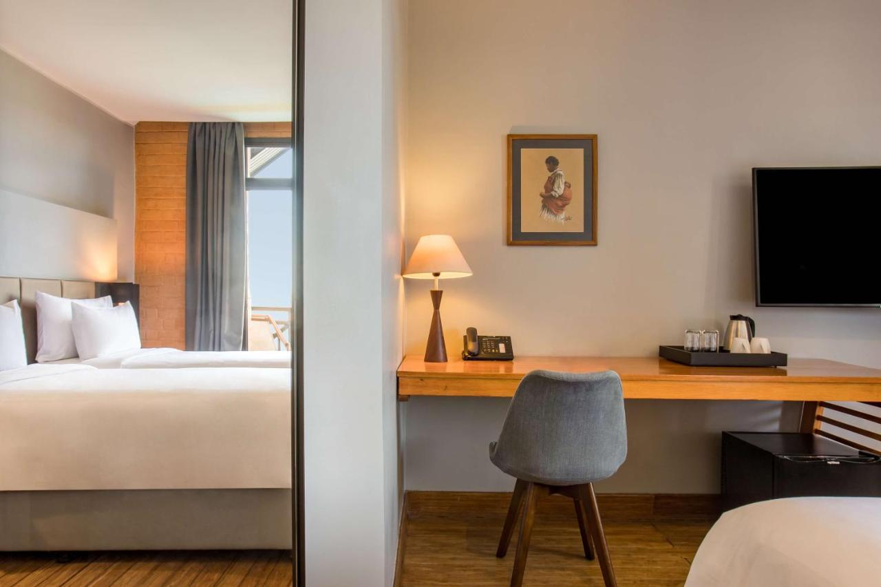 Radisson Hotel Tamboho Waterfront Antananarivo Eksteriør billede