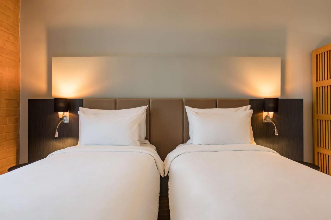 Radisson Hotel Tamboho Waterfront Antananarivo Eksteriør billede
