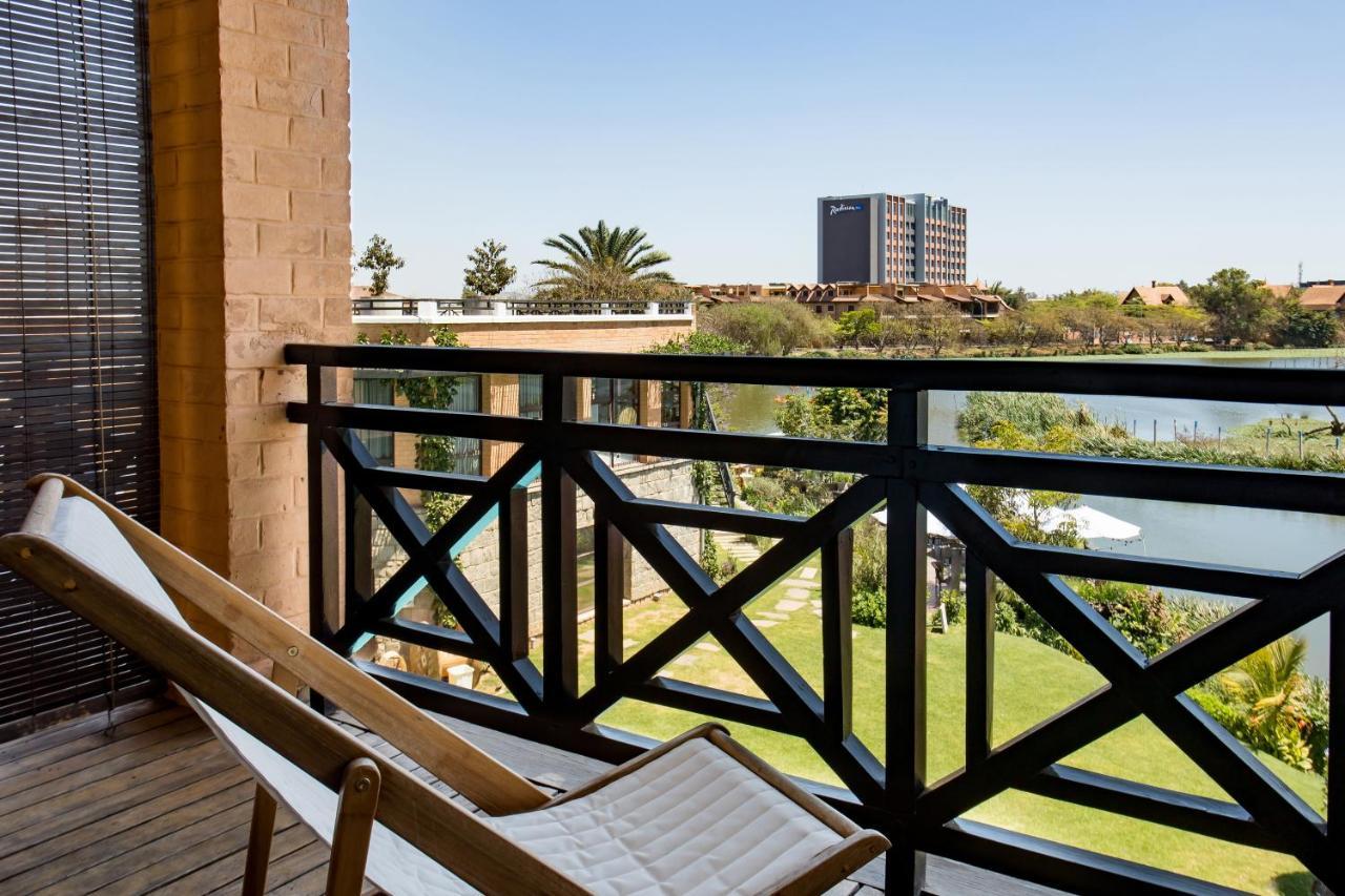 Radisson Hotel Tamboho Waterfront Antananarivo Eksteriør billede