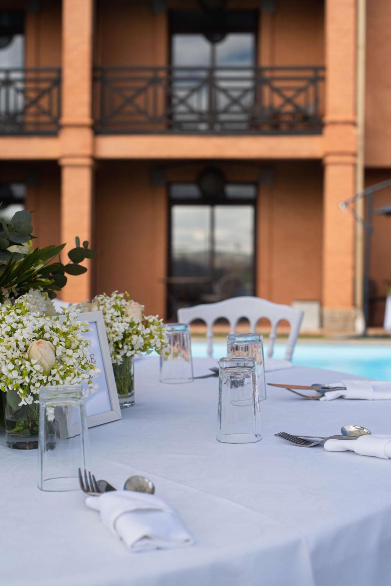 Radisson Hotel Tamboho Waterfront Antananarivo Eksteriør billede